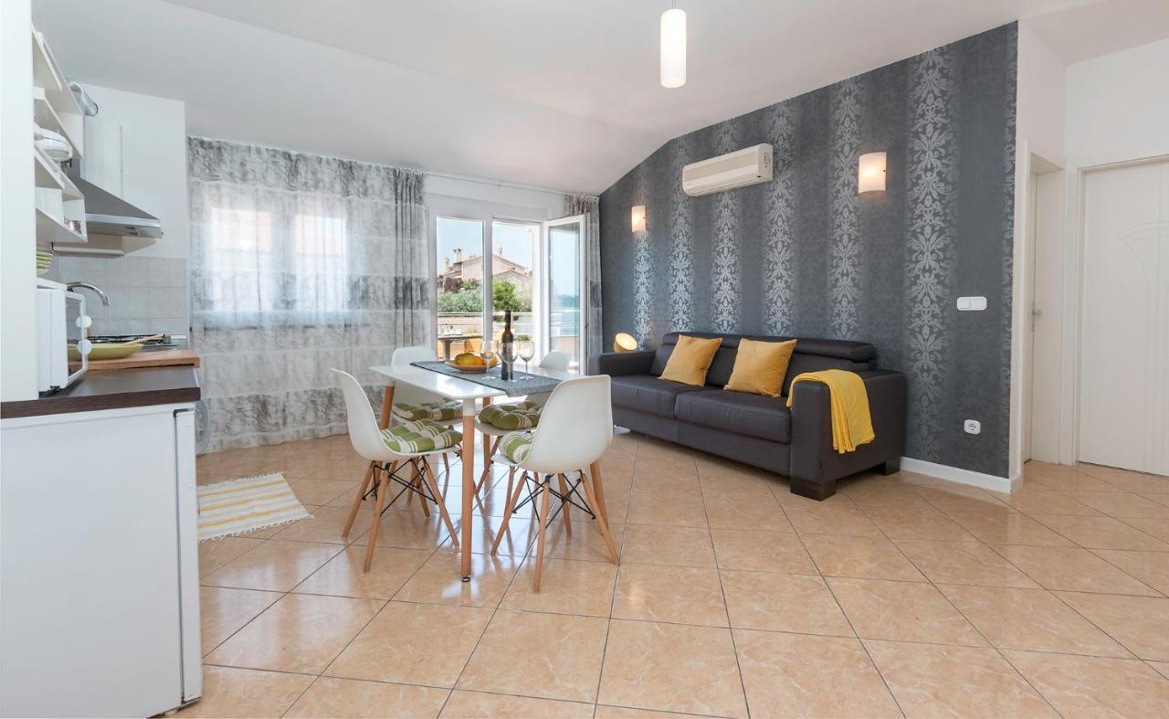 Seafront Apartment Gaby Medulin Eksteriør bilde